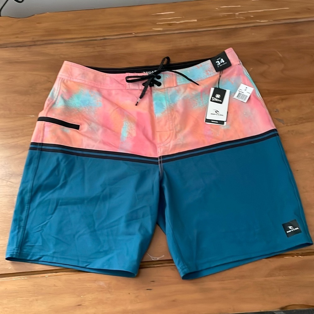 Rip Curl NWT Mirage Board Shorts Size 34